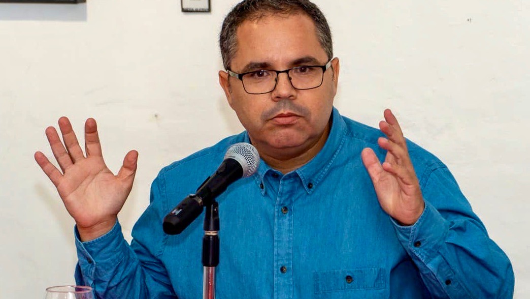 Gustavo Santana