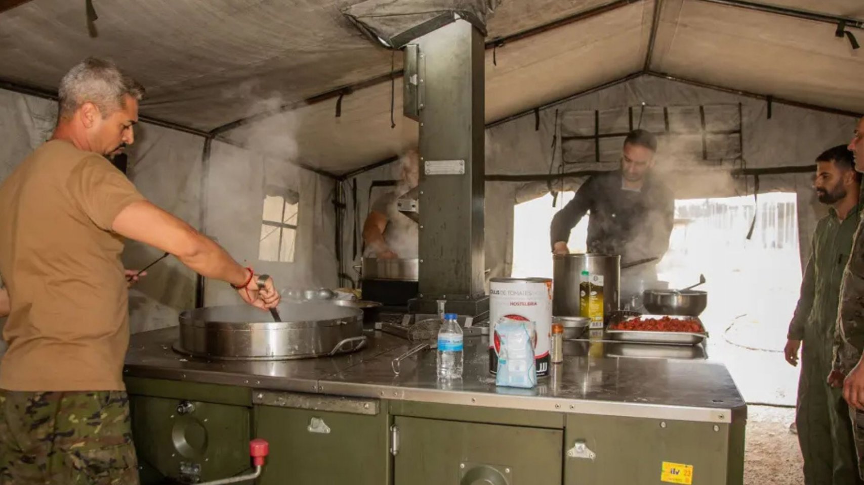 El Ejército de Tierra encabeza la mayor oferta de empleo en la Muestra SBT 2026 del sur de Gran Canaria