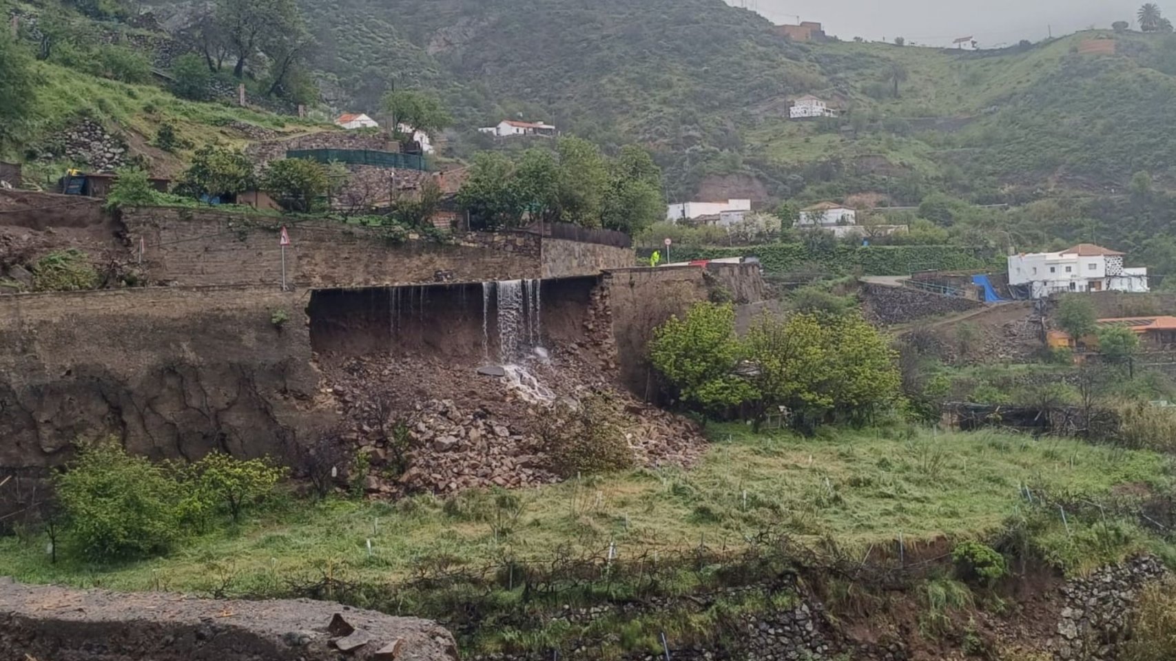 Gran Canaria mantiene la emergencia por lluvias mientras la isla recoge más de 14 millones de metros cúbicos de agua