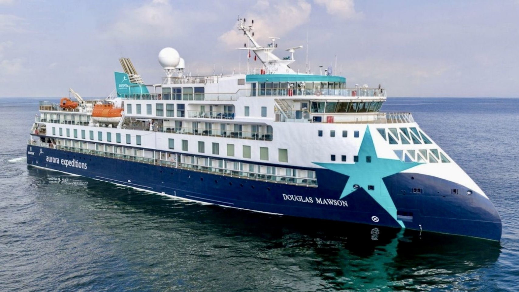 Vantage Explorations en Maspalomas: Nuevos cruceros de expedición de Aurora que conquistan el litoral de Canarias