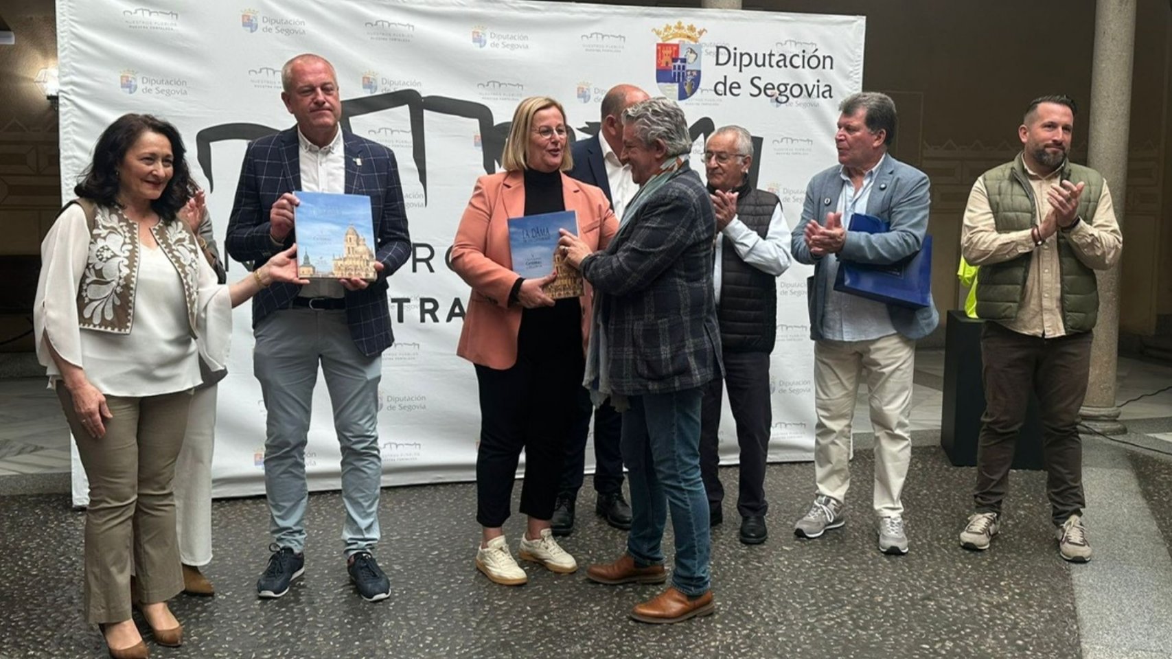Segovia y San Bartolomé de Tirajana celebran tres décadas de hermanamiento y amistad conmemorando su historia compartida