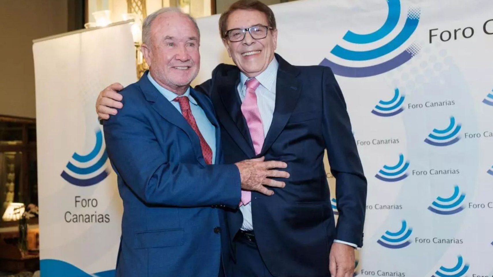 Juan Miguel Sanjuán sucede a Santiago Ceballos en la presidencia de Foro Canarias