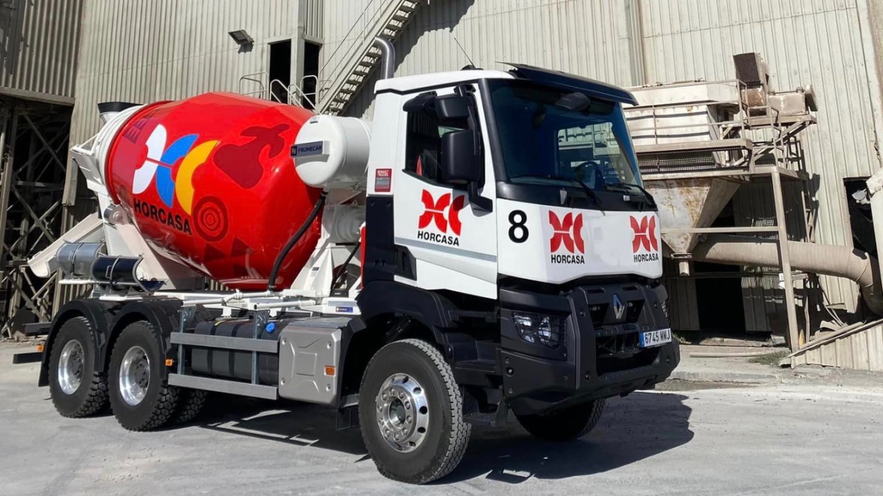 Azudautos seguirá como operador canario de vehículos industriales de Renault en Canarias