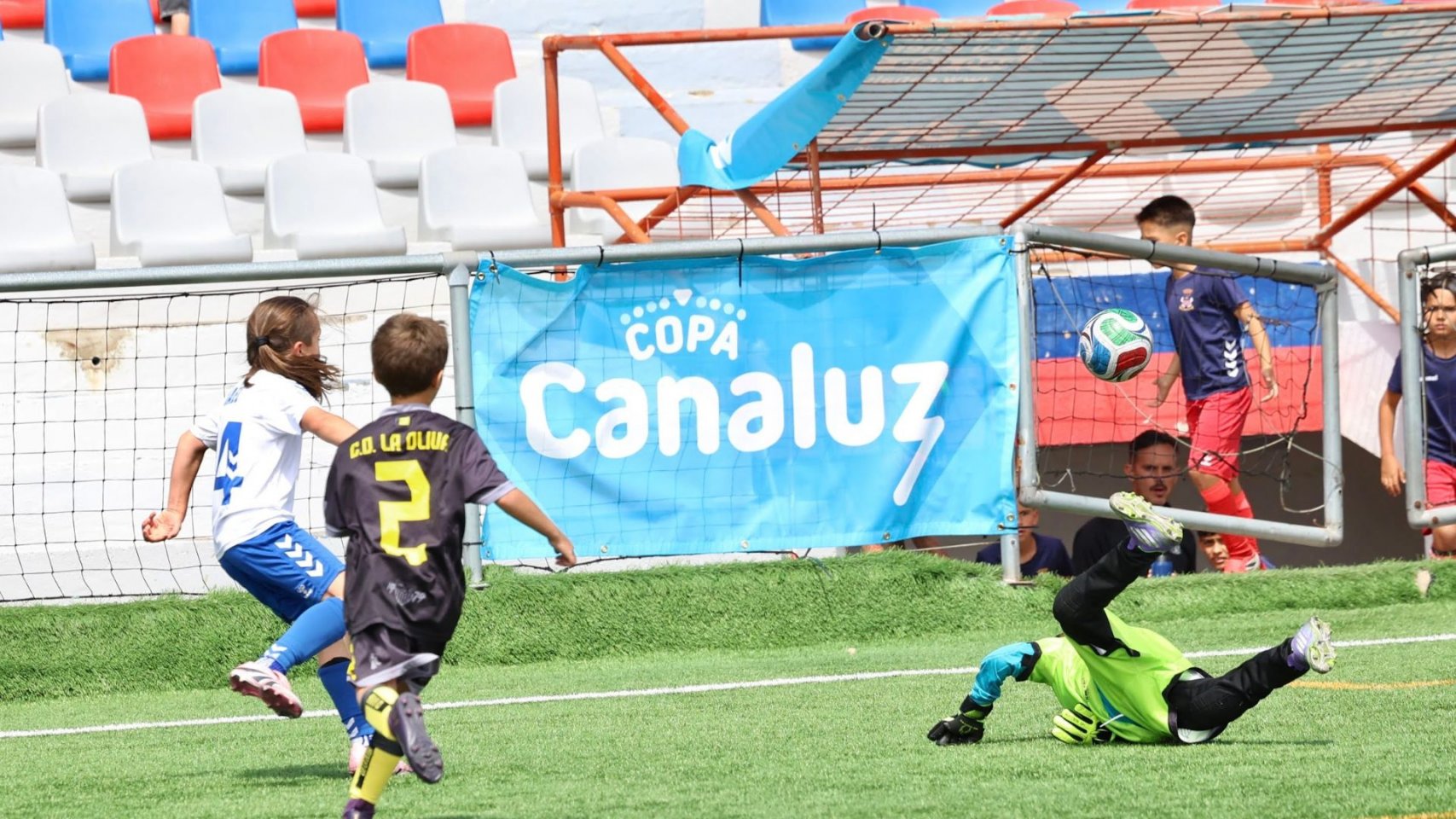 La Copa Canaluz conquista el Día de Canarias y se consolida como nueva gran referencia del fútbol base canario