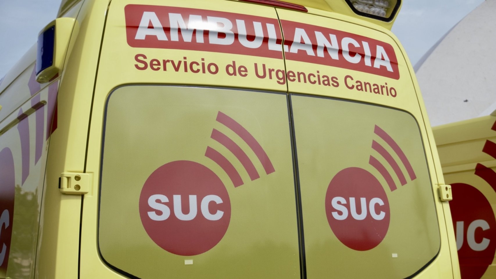 Un vehículo se estrella contra una ladera en la GC-500 y deja un herido grave en San Bartolomé de Tirajana