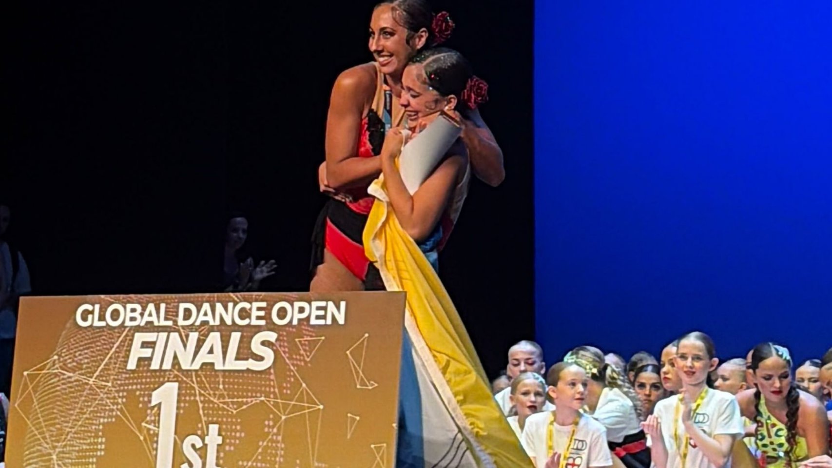 De El Tablero al mundo: Estrella Jiménez y su alumna hacen historia al proclamarse campeonas del mundo en el Global Dance Open