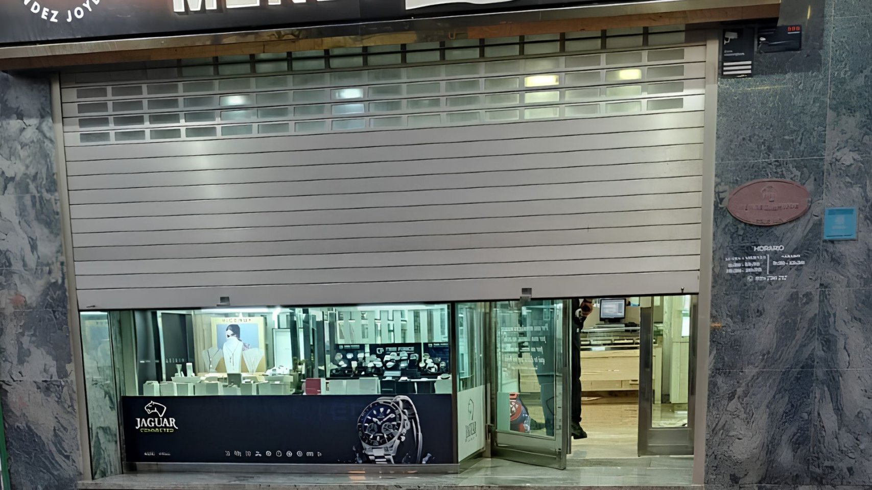 Atraco de película en una joyería de Vecindario: varios asaltantes movilizan a la Guardia Civil y la Policía Local