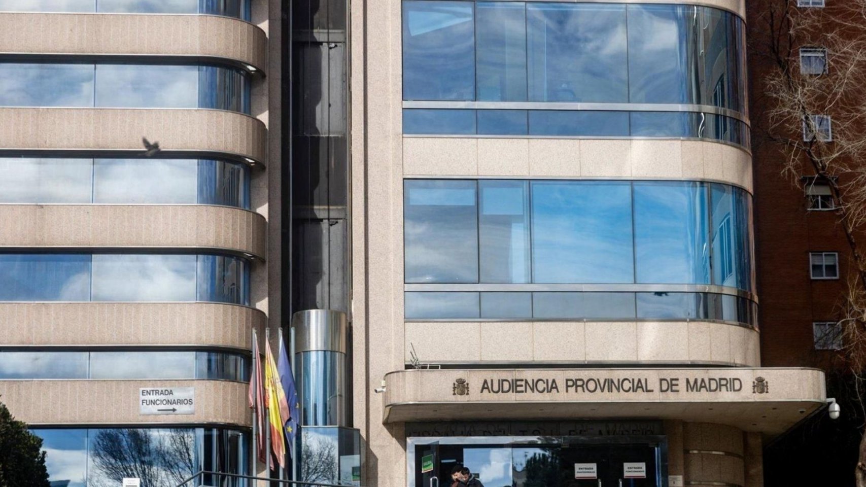 Sur de Gran Canaria: Absolución de un notario en una compleja operación de compraventa hotelera