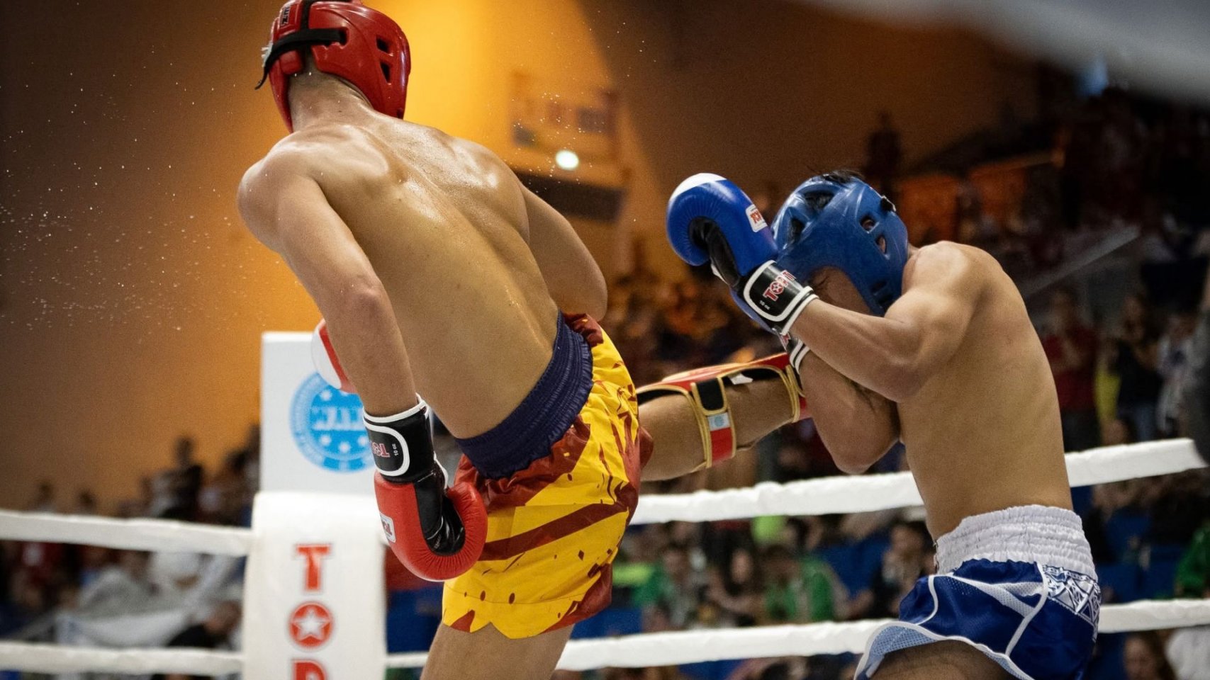 El Ayuntamiento de San Bartolomé de Tirajana recibe al joven deportista Iker García Borst tras su participación en el Campeonato Mundial Juvenil de Kickboxing