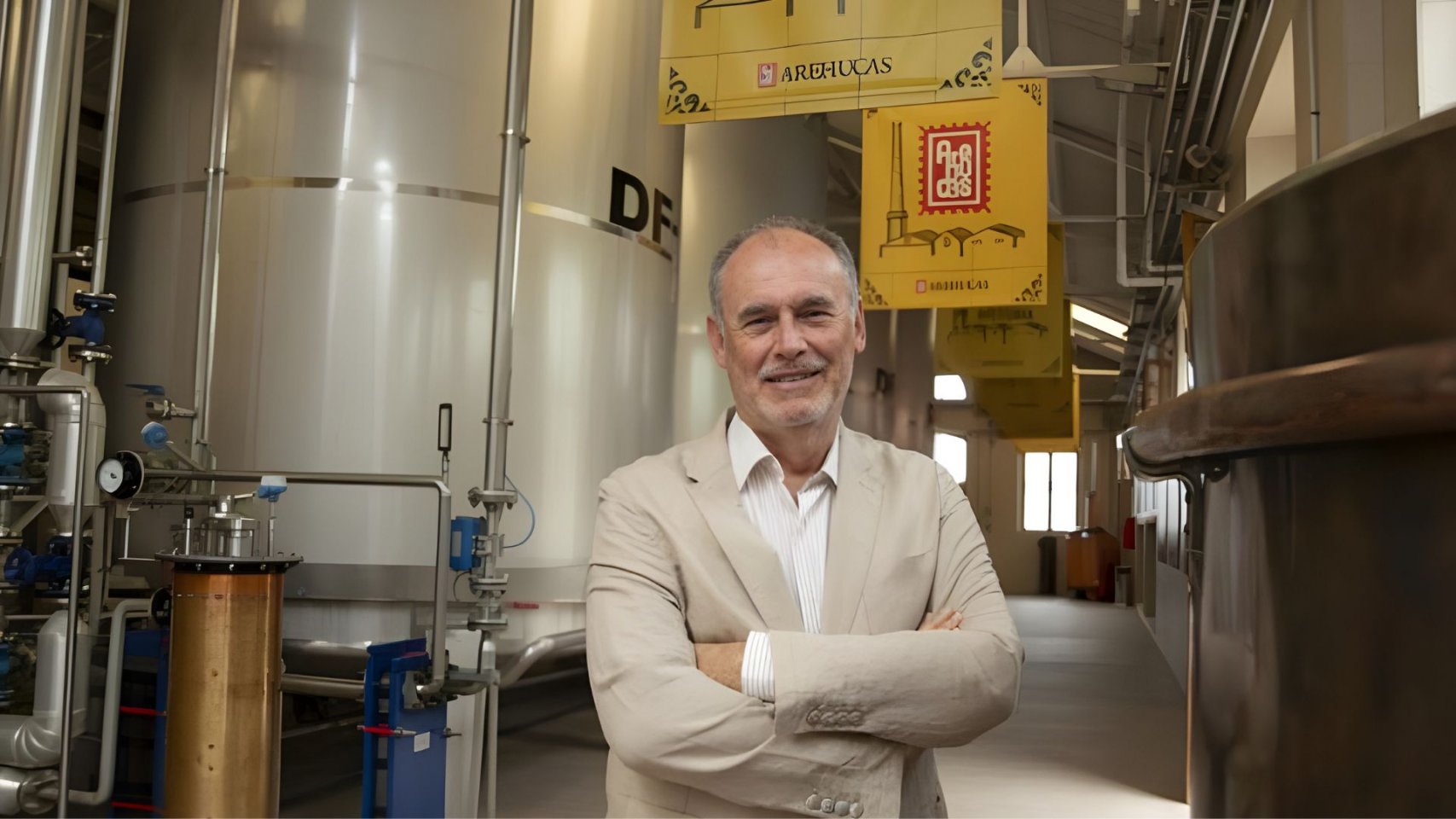 El dueño de Ron Arehucas posa en una entreista para Elespanol.com en una foto de Ignacio G. Oramas